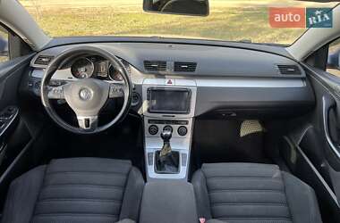 Универсал Volkswagen Passat 2009 в 