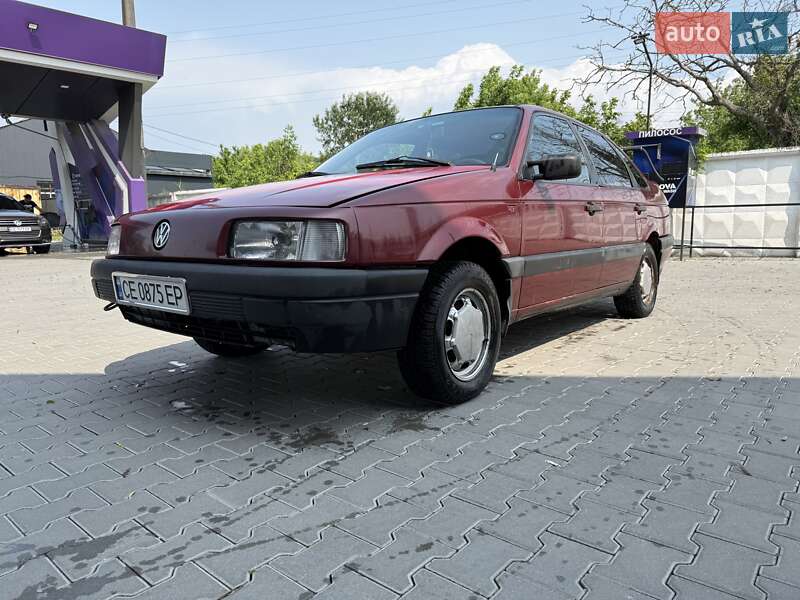 Седан Volkswagen Passat 1991 в Чернівцях