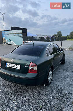 Седан Volkswagen Passat 2001 в 