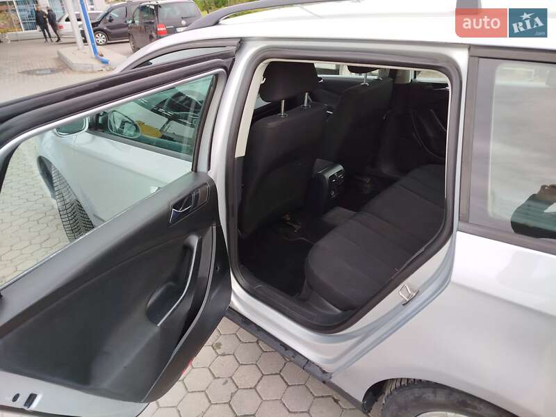Универсал Volkswagen Passat 2006 в Кременце