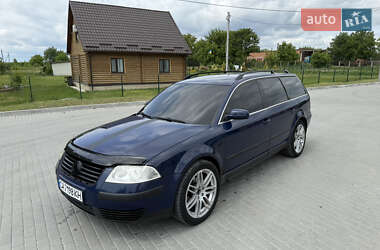 Универсал Volkswagen Passat 2003 в Бершади