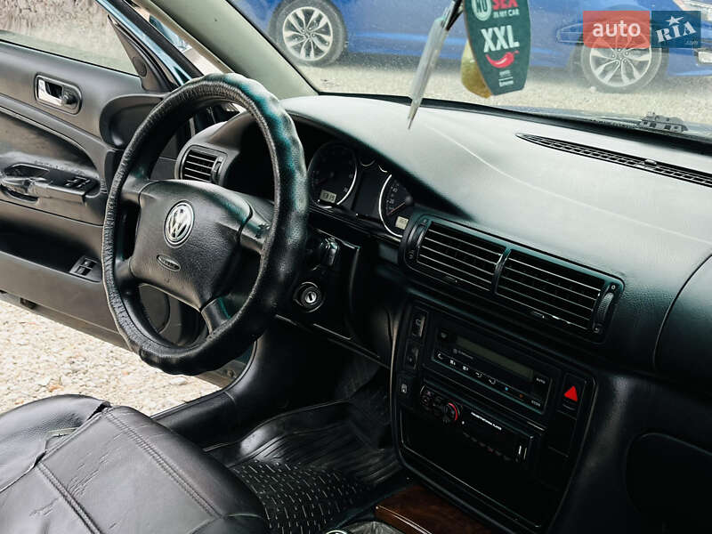 Седан Volkswagen Passat 2003 в Харькове