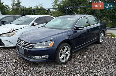 Седан Volkswagen Passat 2013 в Львові
