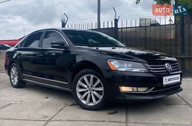 Седан Volkswagen Passat 2012 в Києві