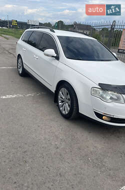 Універсал Volkswagen Passat 2010 в Старокостянтинові
