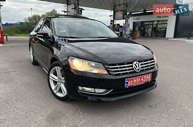 Седан Volkswagen Passat 2013 в Дубно