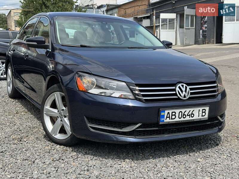 Седан Volkswagen Passat 2012 в 