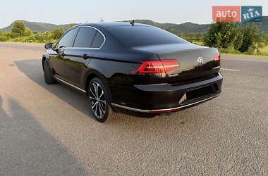 Седан Volkswagen Passat 2017 в 