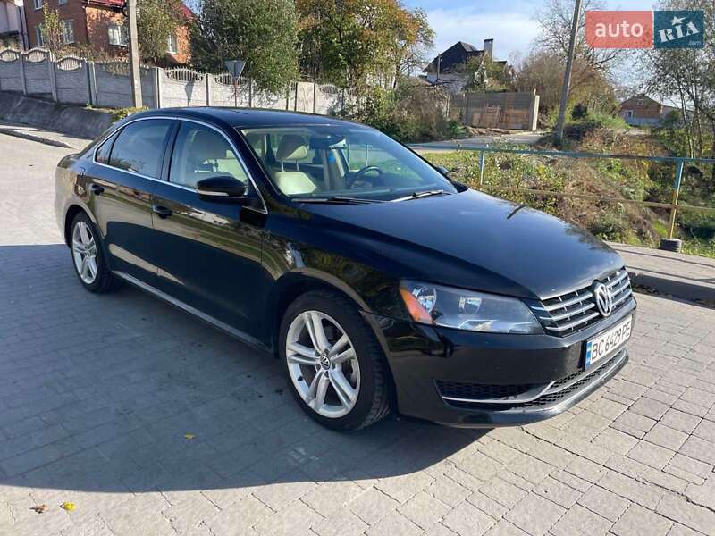 Седан Volkswagen Passat 2014 в Львові