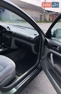 Универсал Volkswagen Passat 2003 в 