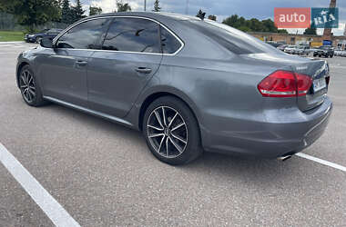 Седан Volkswagen Passat 2012 в 