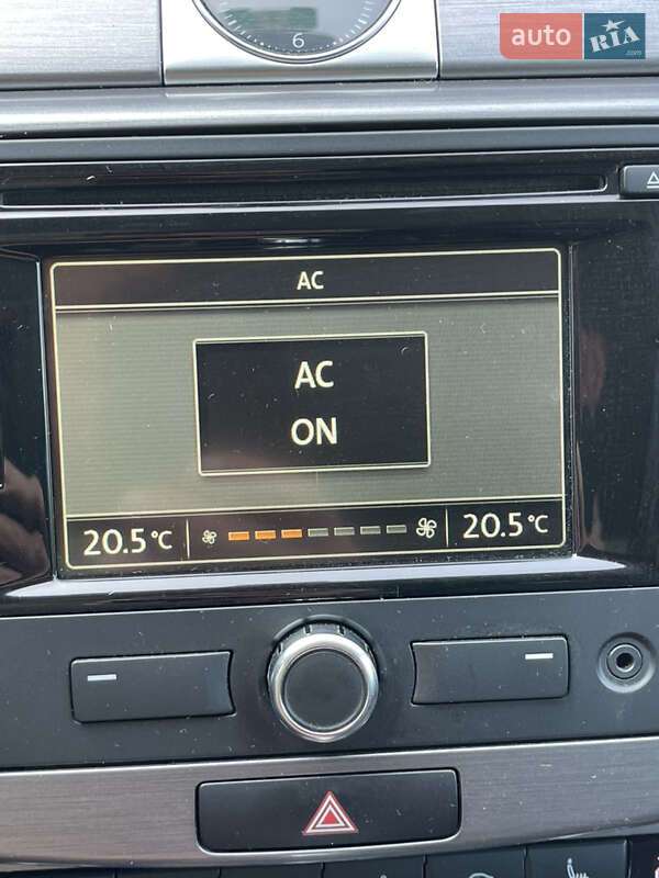 Універсал Volkswagen Passat 2014 в Луцьку