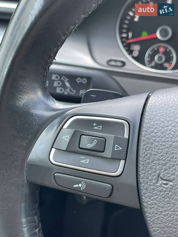 Універсал Volkswagen Passat 2014 в Луцьку