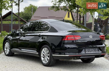 Седан Volkswagen Passat 2018 в 