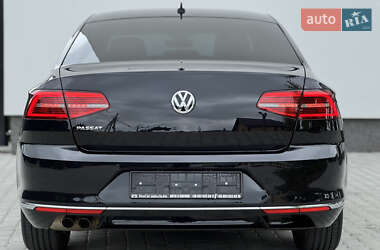 Седан Volkswagen Passat 2018 в 