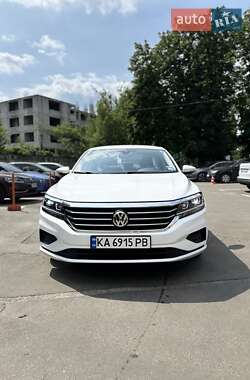 Седан Volkswagen Passat 2020 в Киеве