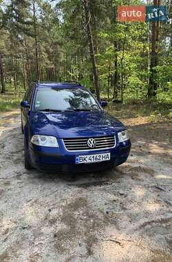 Универсал Volkswagen Passat 2001 в Сарнах