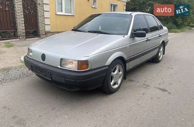Седан Volkswagen Passat 1992 в Черкасах