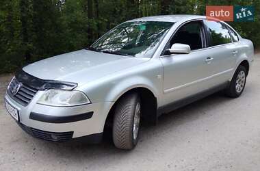 Седан Volkswagen Passat 2003 в Сумах