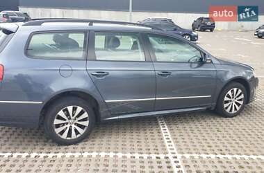 Универсал Volkswagen Passat 2010 в 