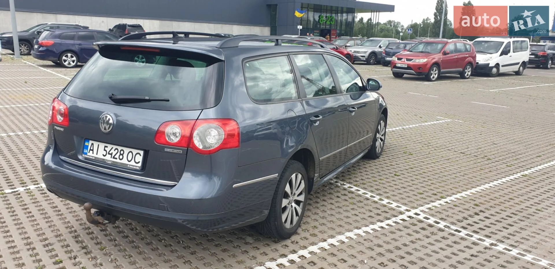 2010 Volkswagen Passat - мініатюра 10