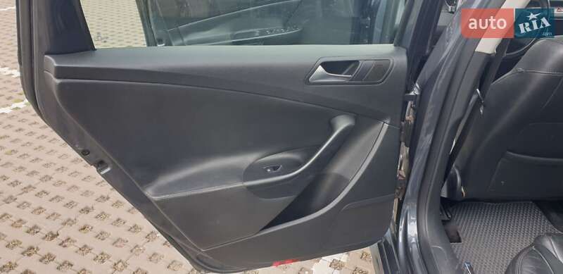 Универсал Volkswagen Passat 2010 в Кагарлыке