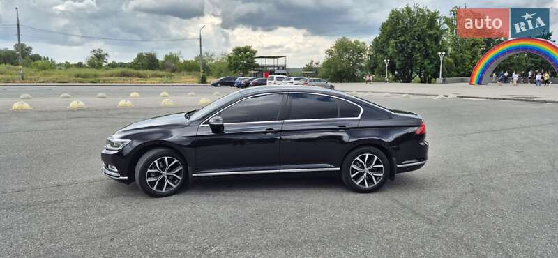 Седан Volkswagen Passat 2018 в 