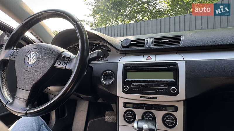 Універсал Volkswagen Passat 2008 в Вінниці
