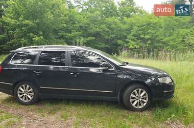 Универсал Volkswagen Passat 2009 в Киеве
