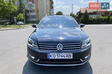 Универсал Volkswagen Passat 2011 в Мукачево