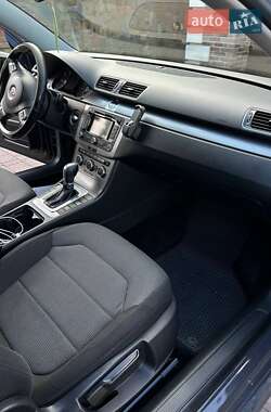Универсал Volkswagen Passat 2013 в 