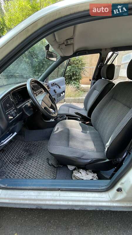Универсал Volkswagen Passat 1992 в Одессе
