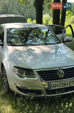 Седан Volkswagen Passat 2005 в 