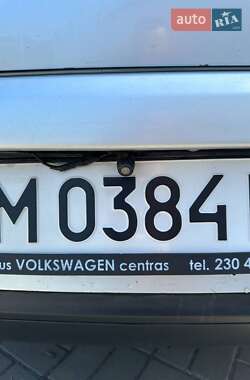 Седан Volkswagen Passat 2005 в 