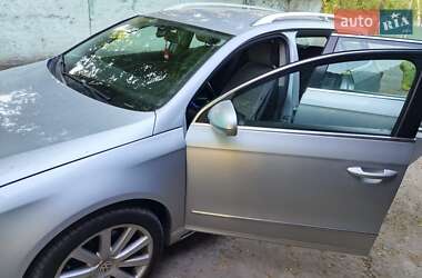 Універсал Volkswagen Passat 2010 в Хмельницькому