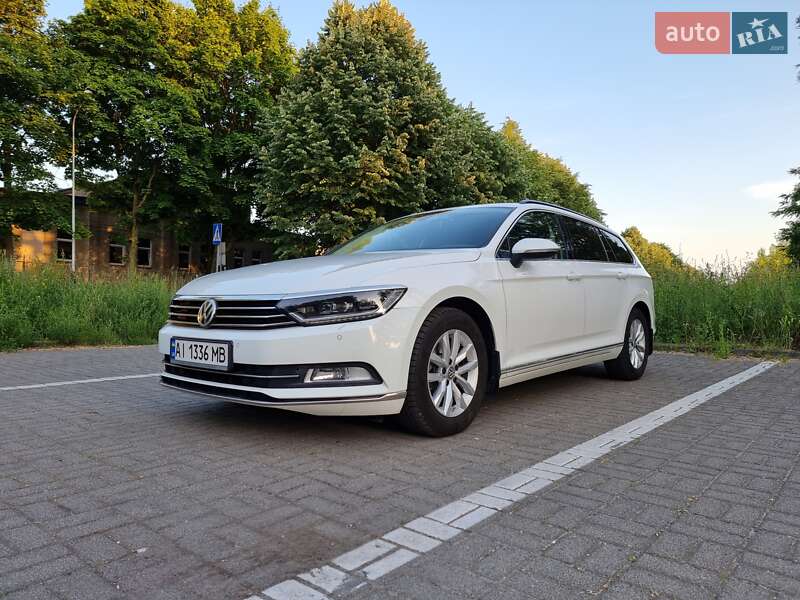 Универсал Volkswagen Passat 2015 в Киеве