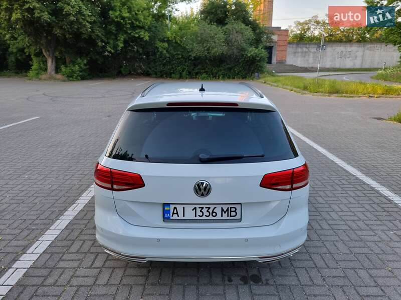 Универсал Volkswagen Passat 2015 в Киеве