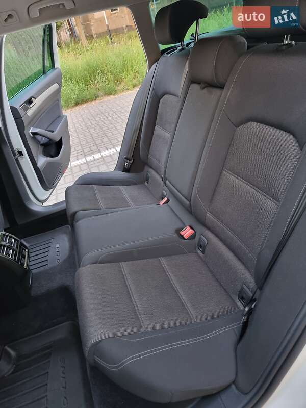 Универсал Volkswagen Passat 2015 в Киеве