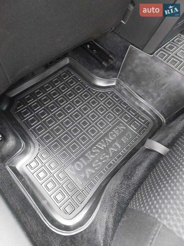 Универсал Volkswagen Passat 2009 в Кременчуге