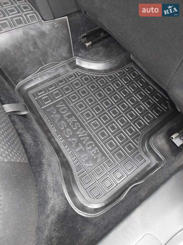 Универсал Volkswagen Passat 2009 в Кременчуге