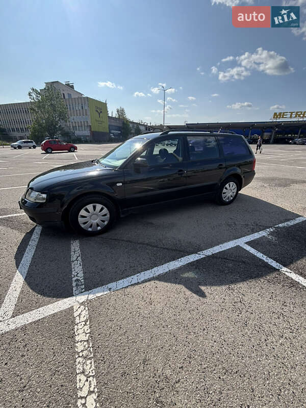 Универсал Volkswagen Passat 2000 в Ивано-Франковске