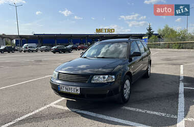 Універсал Volkswagen Passat 2000 в Івано-Франківську