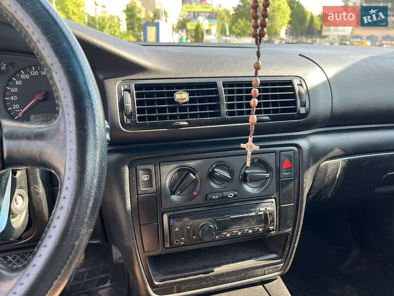 Универсал Volkswagen Passat 2000 в Ивано-Франковске