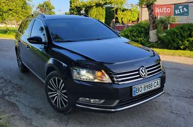 Універсал Volkswagen Passat 2011 в Тернополі