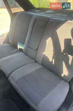 Седан Volkswagen Passat 1993 в 