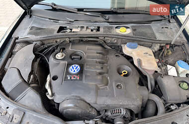 Универсал Volkswagen Passat 2001 в 