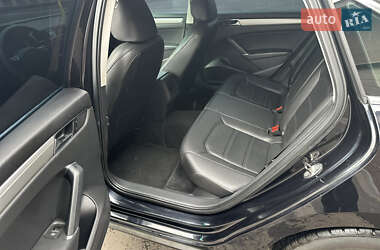 Седан Volkswagen Passat 2016 в 