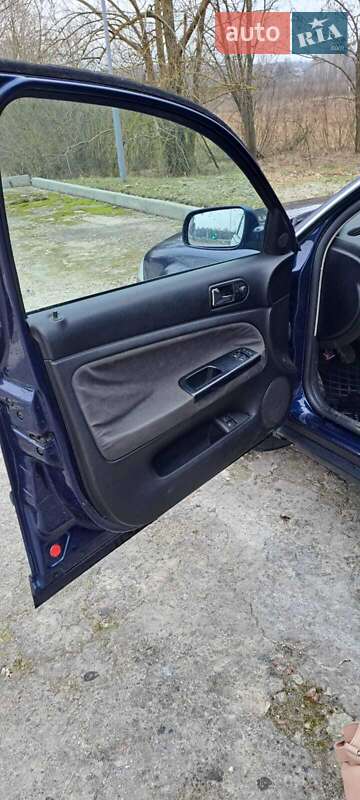 Универсал Volkswagen Passat 2001 в Киеве фото 11 Универсал Volkswagen Passat 2001 в Киеве