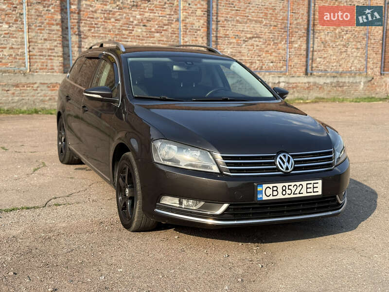 Универсал Volkswagen Passat 2011 в Чернигове