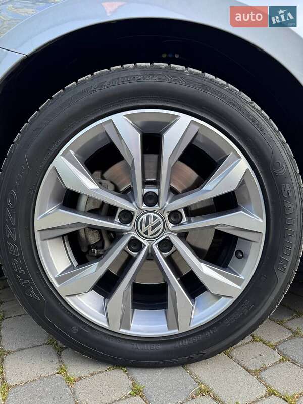 Универсал Volkswagen Passat 2018 в Тернополе